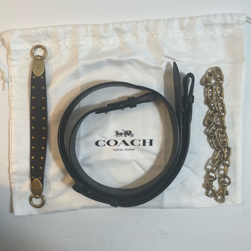 Crossbody Coach - Picture 10 of 16